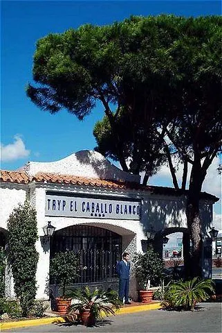فندق إل بويرتو دي سانتا ماريافي  Tryp Caballo Blanco إسبانيا